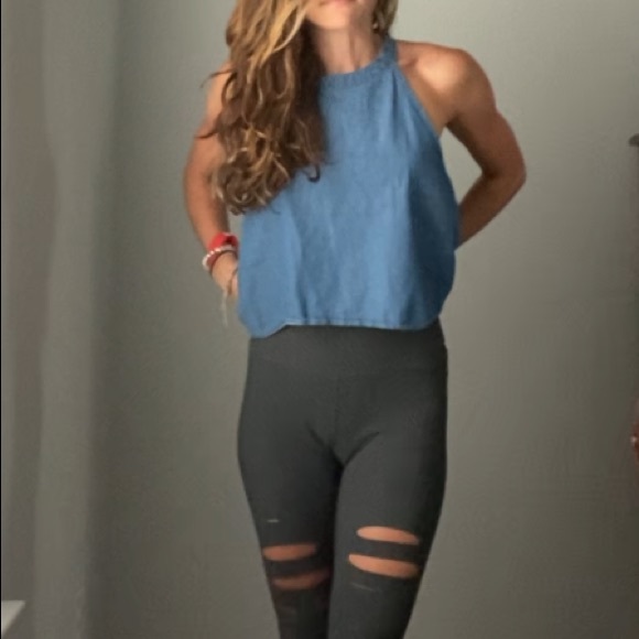 SOLD ❌ Backless Denim Crop Tank - Picture 2 of 7